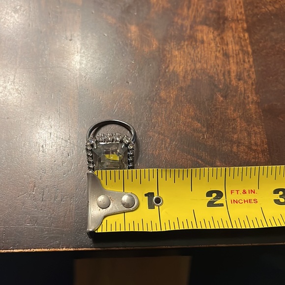 Swarovski Cocktail Ring - Picture 9 of 9